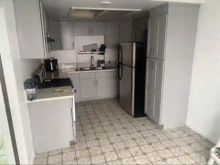 Room for rent with private bathroom
