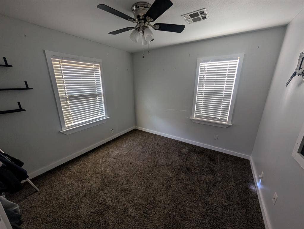 2 rooms in Midwest City.
