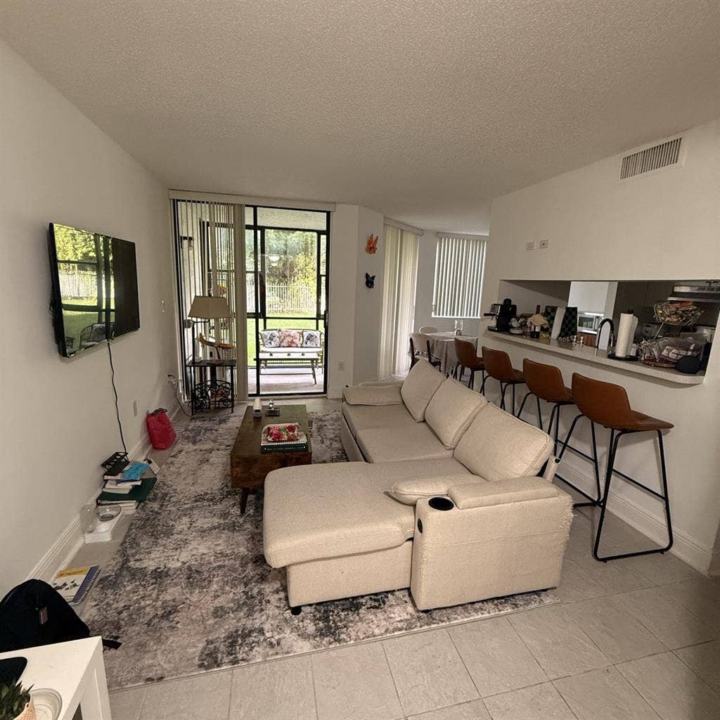 I rent a room without furniture