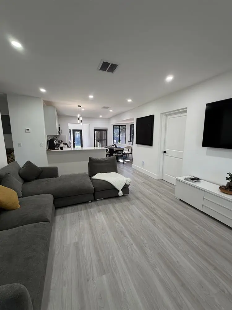 FURNISHED MASTER BEDROOM