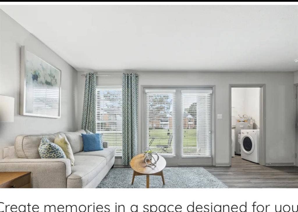 1 bedroom with walk-in closet