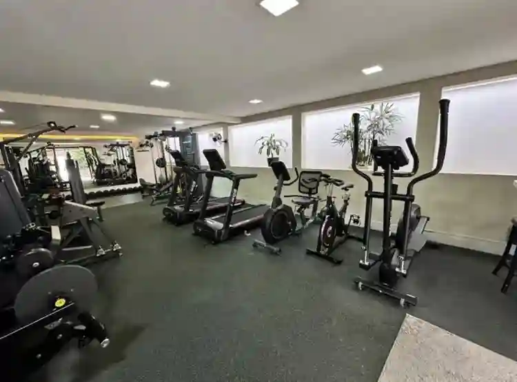 Alugo Quarto em Pinheiros