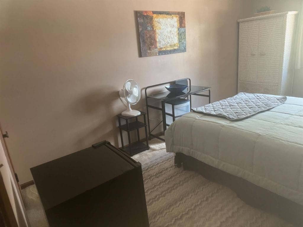 ROOM FOR RENT SOUTHSIDE/MANDARIN