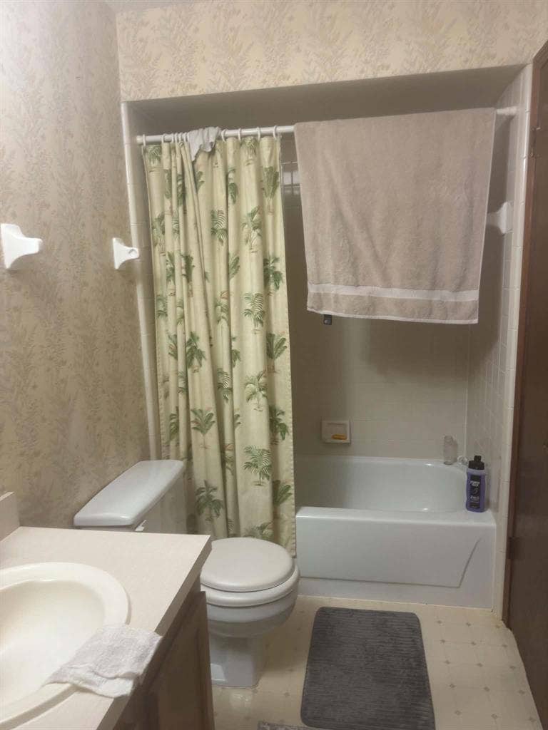 ROOM FOR RENT SOUTHSIDE/MANDARIN