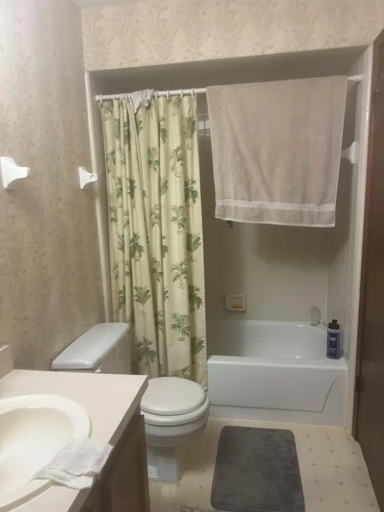 ROOM FOR RENT SOUTHSIDE/MANDARIN