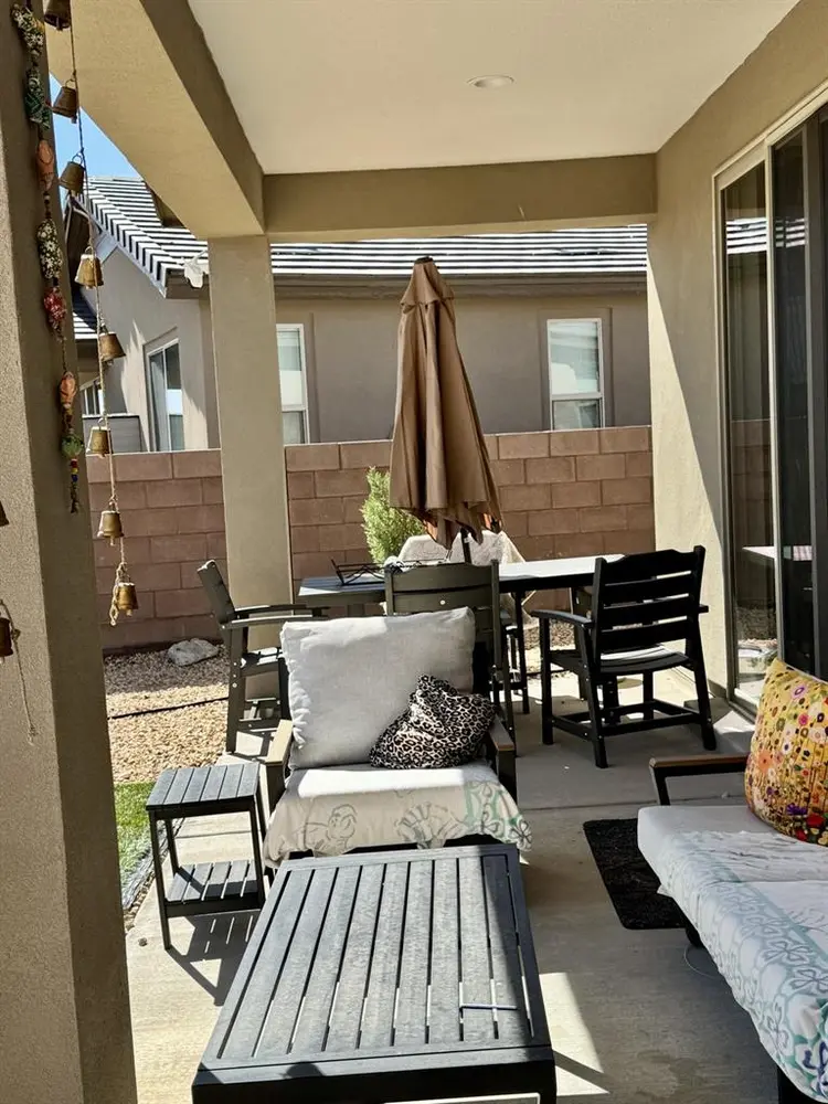 Enjoy living at mariposa preserve