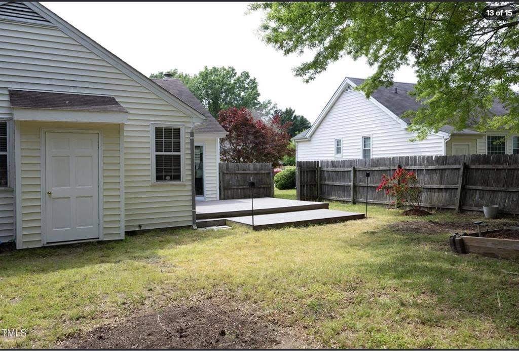 Master Bedroom and Bath near DT Ral