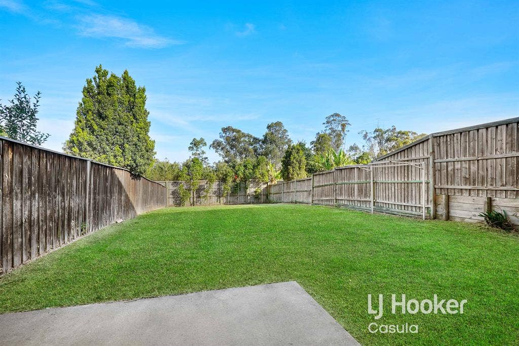 Private Room in Glenfield Estate