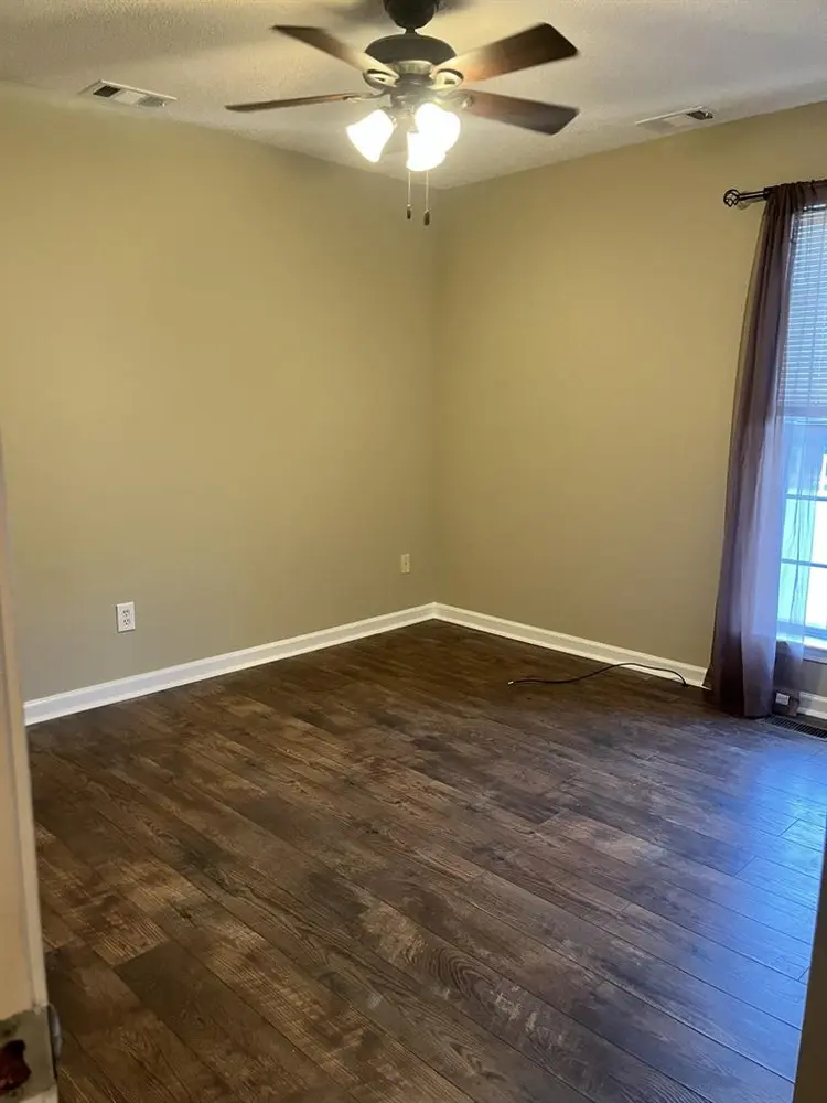 1 bedroom 1 Bath