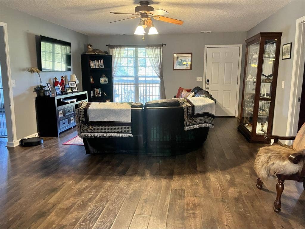1 bedroom 1 Bath
