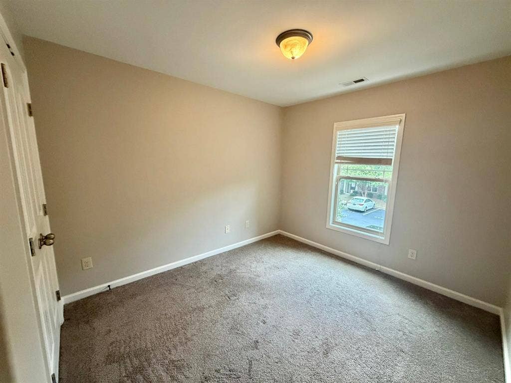 3-Bedroom Townhome with Pool View