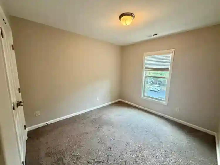 3-Bedroom Townhome with Pool View