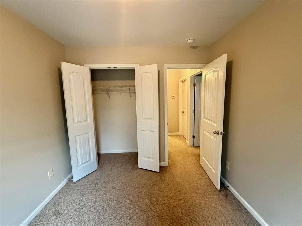 3-Bedroom Townhome with Pool View
