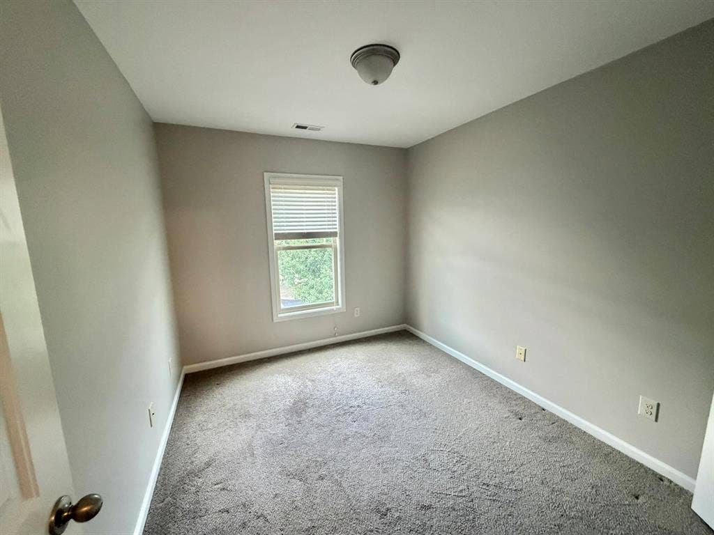 3-Bedroom Townhome with Pool View