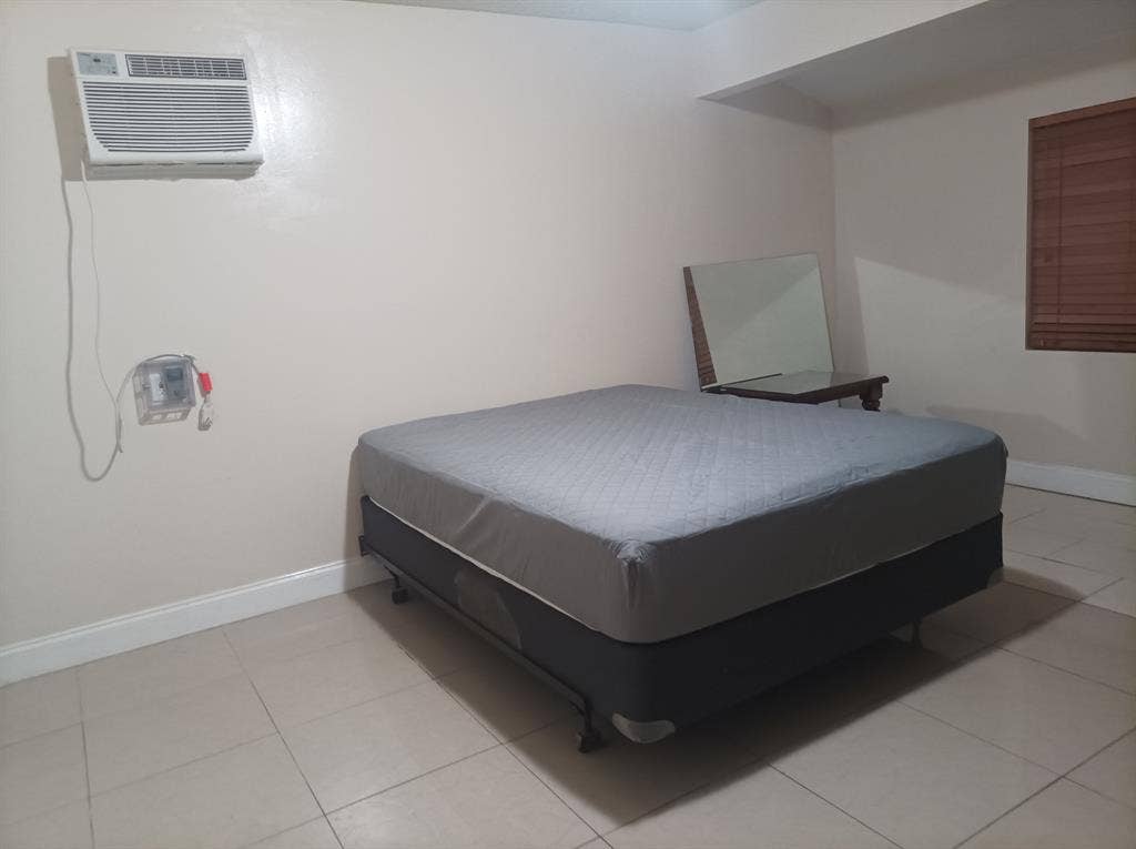 Big Master Room for Rent