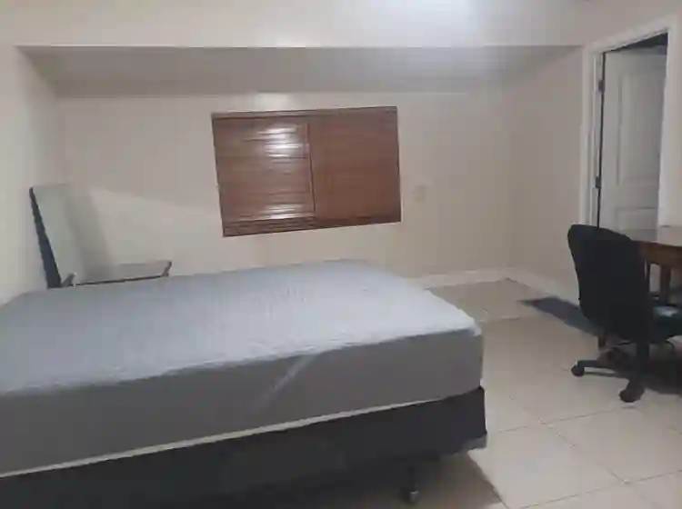 Big Master Room for Rent