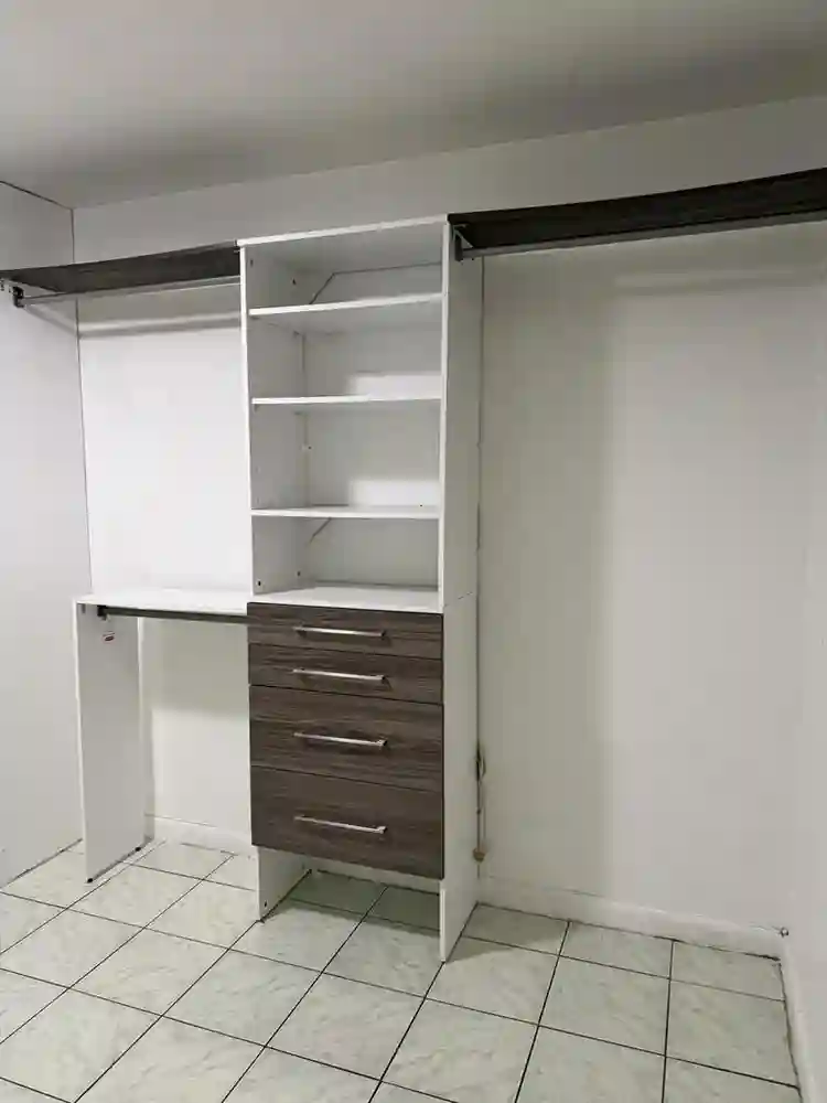 Room for Rent -Hollywood