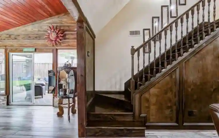 Private furnished room in nice home
