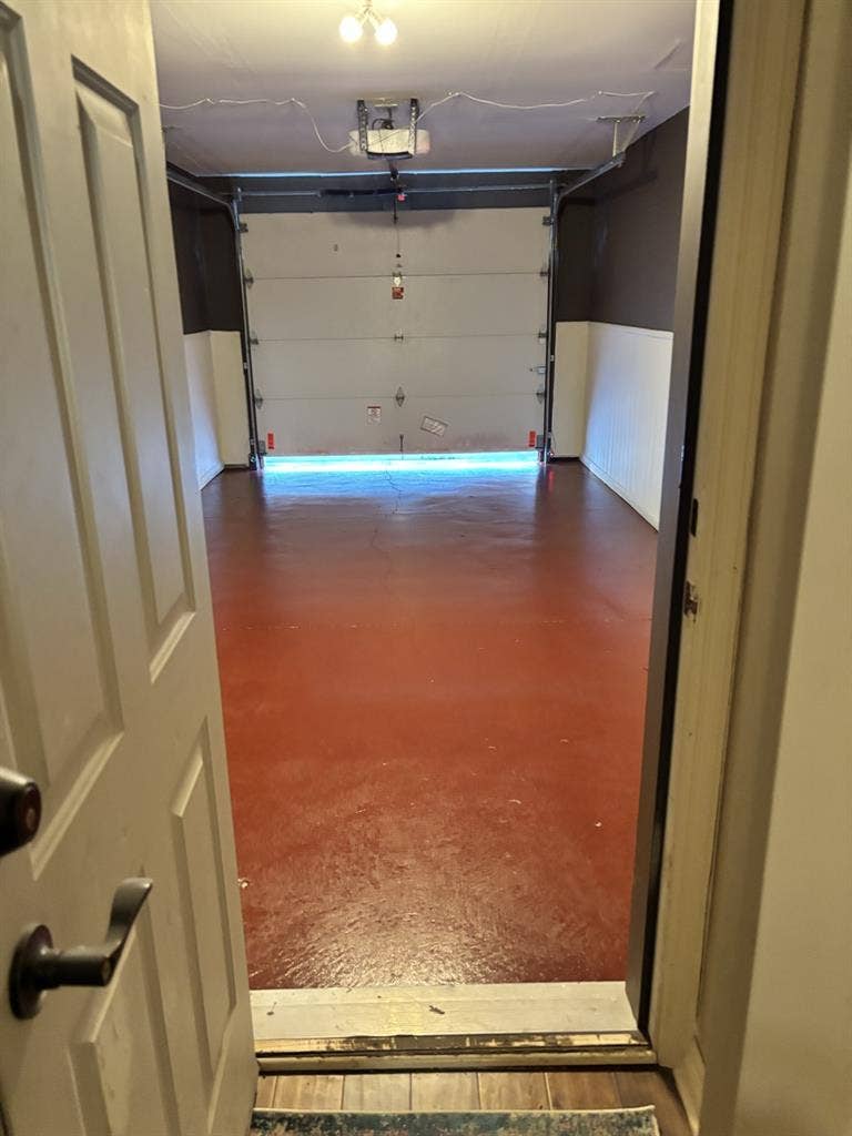 Master bedroom, attached Bathroom