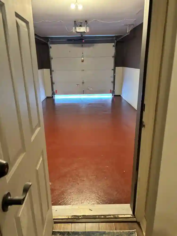 Master bedroom, attached Bathroom