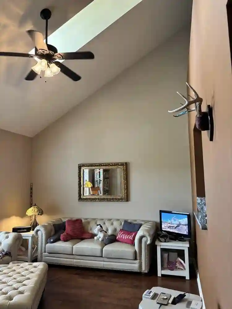 Master bedroom, attached Bathroom