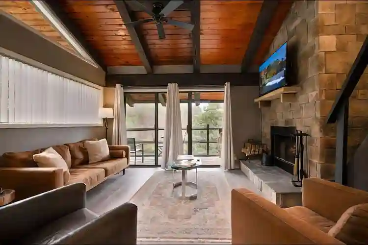 Furnished 1B+loft 1B Condo