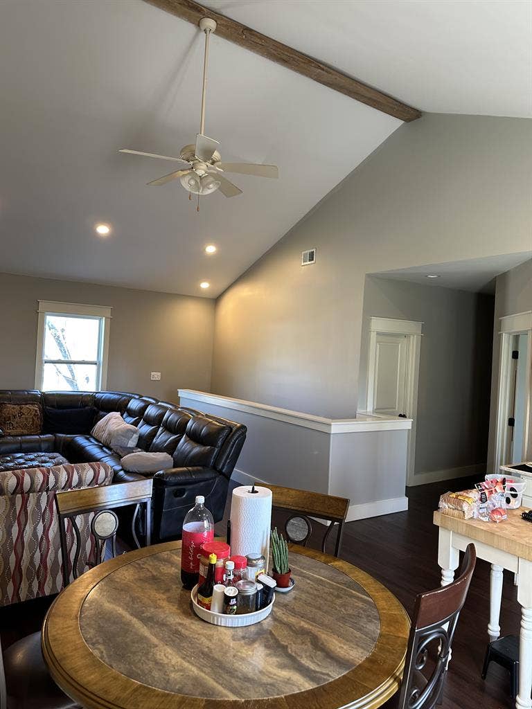 6 bedroom 6 full bathroom house