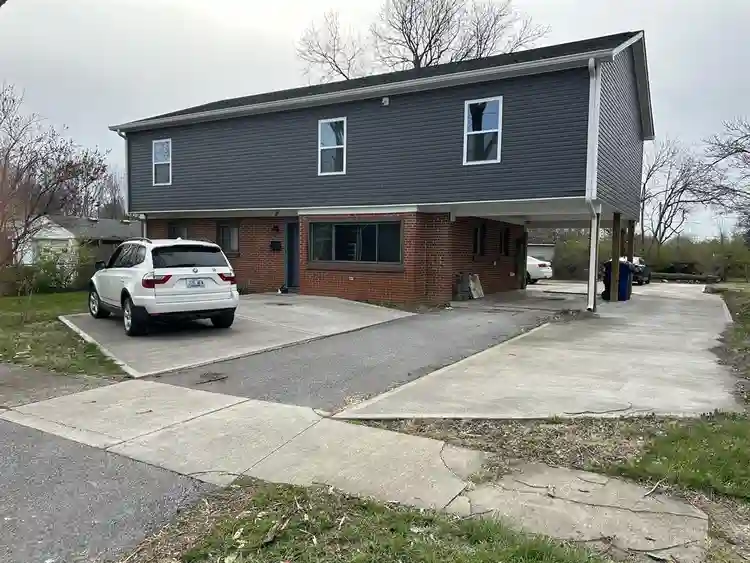 6 bedroom 6 full bathroom house