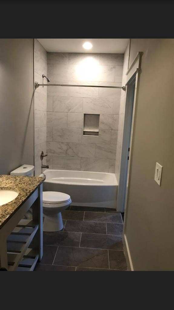 6 bedroom 6 full bathroom house