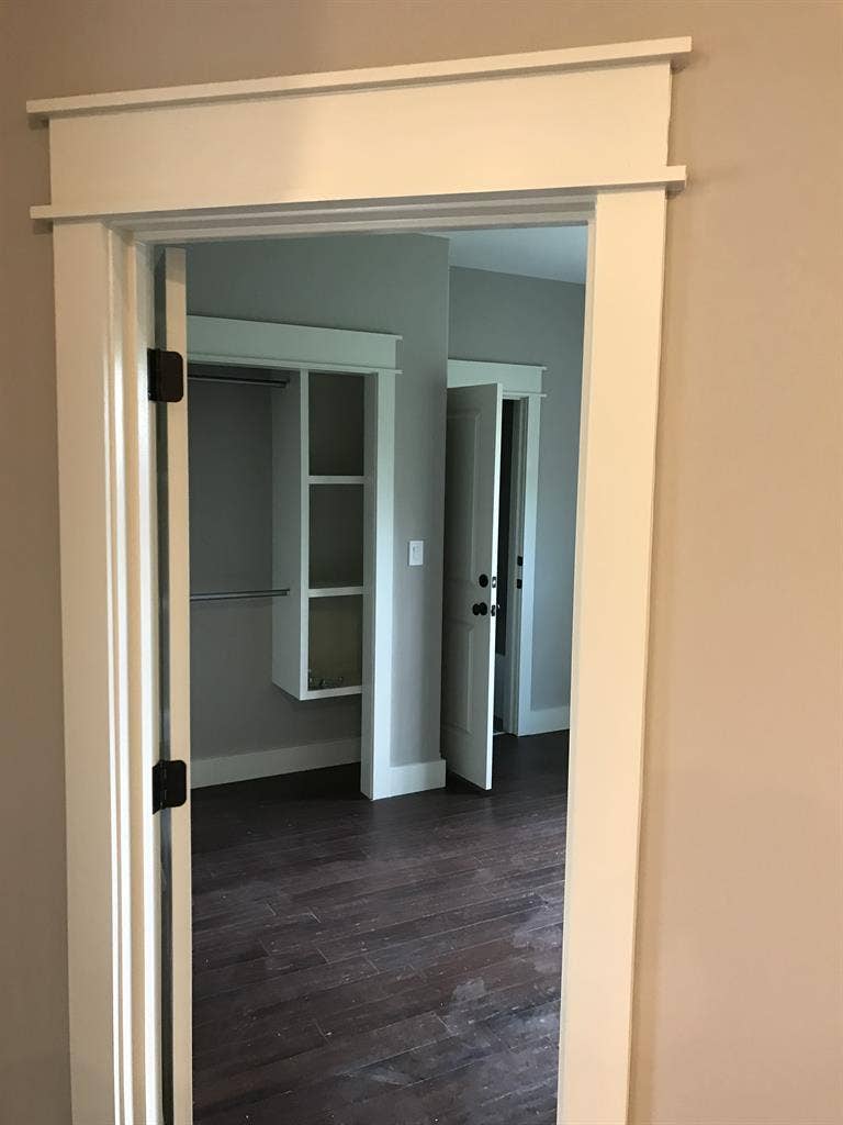 6 bedroom 6 full bathroom house