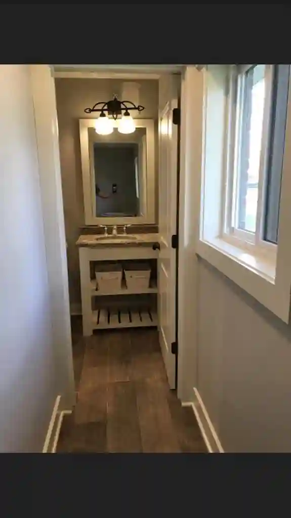 6 bedroom 6 full bathroom house