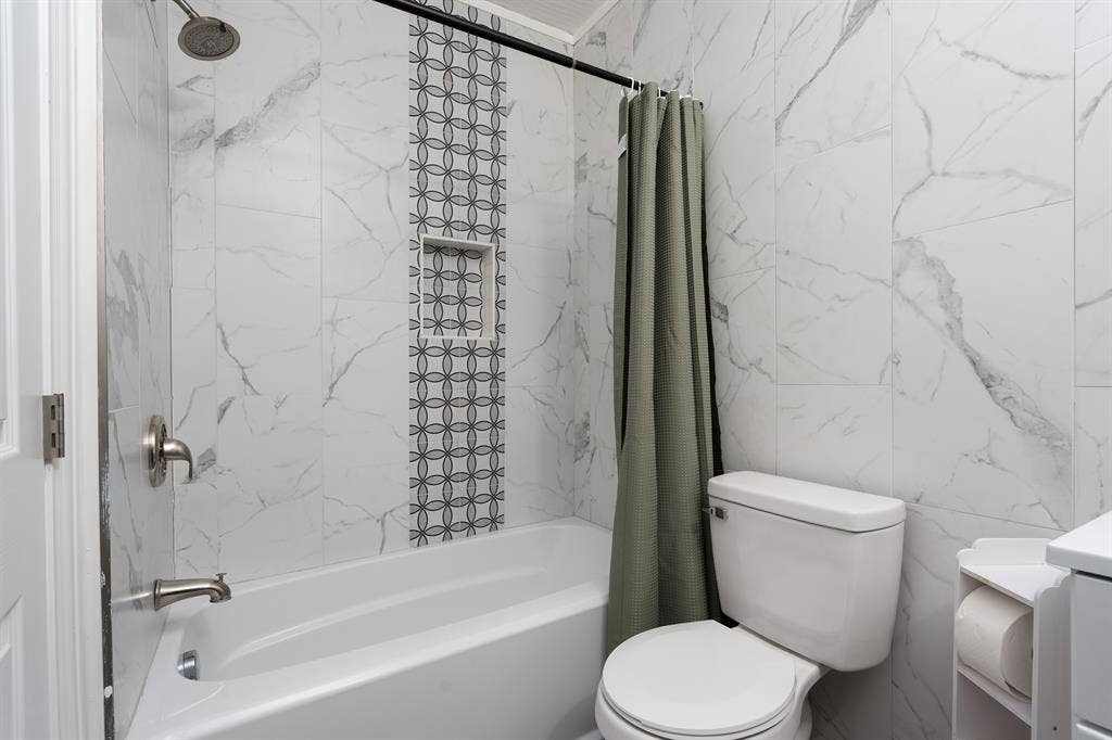 Private 3rd-Floor Suite.
