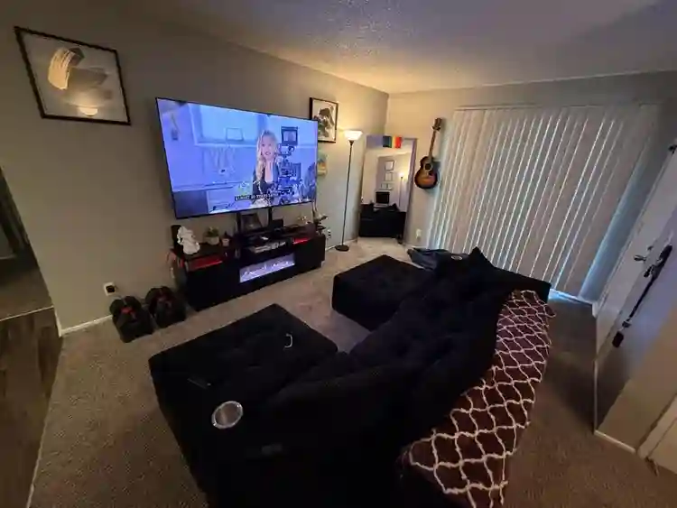 Looking for Roommate ASAP!