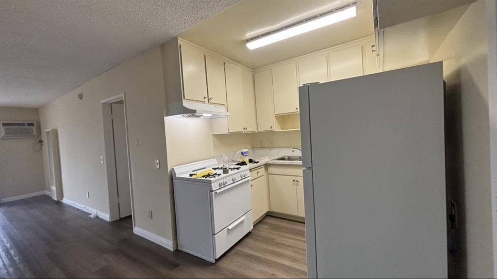 Lease Takeover in Glendale