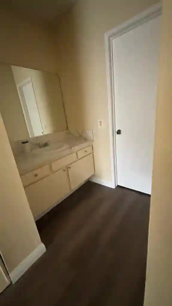 Lease Takeover in Glendale