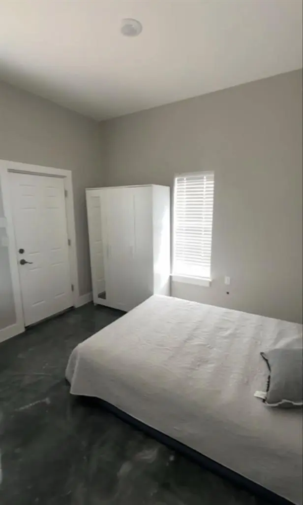Studio for rent
