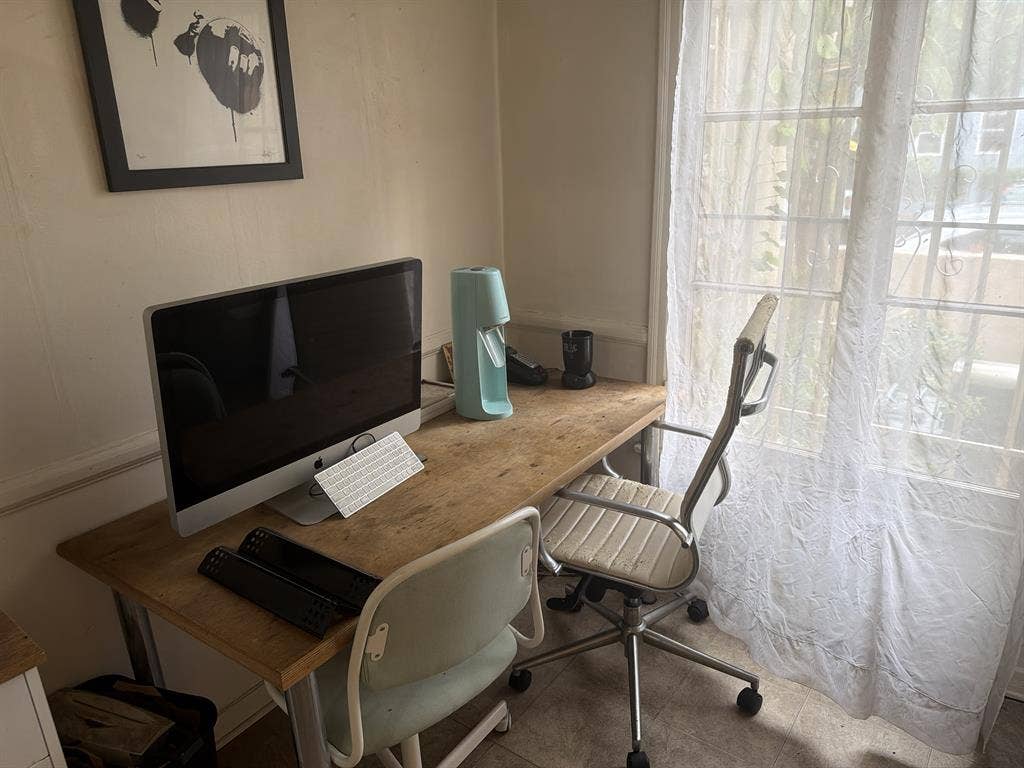 Melrose Fairfax area nice apartment