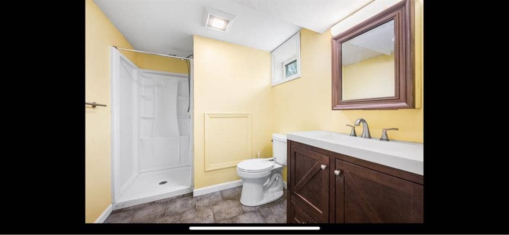 1 bedroom $2000 North Tewksburyy