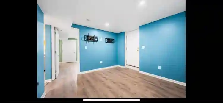 1 bedroom $2000 North Tewksburyy