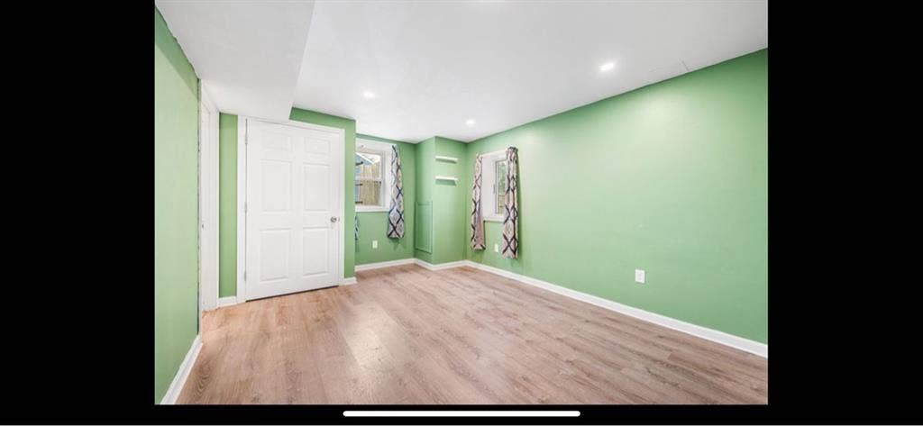1 bedroom $2000 North Tewksburyy