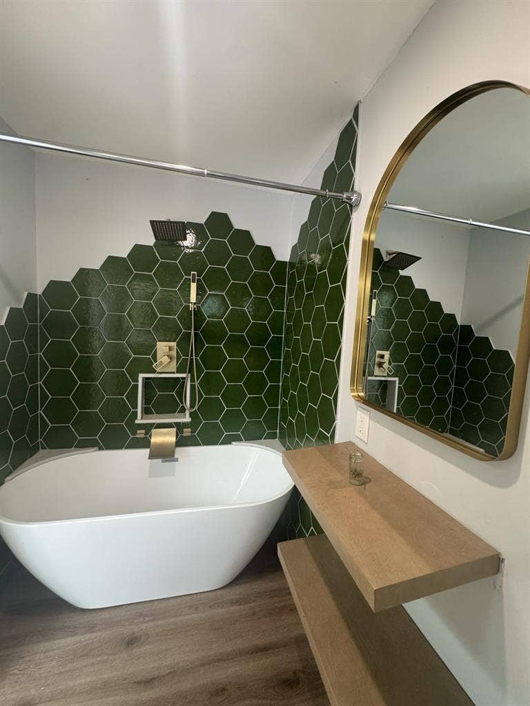 ADU/ studio with modern fish.