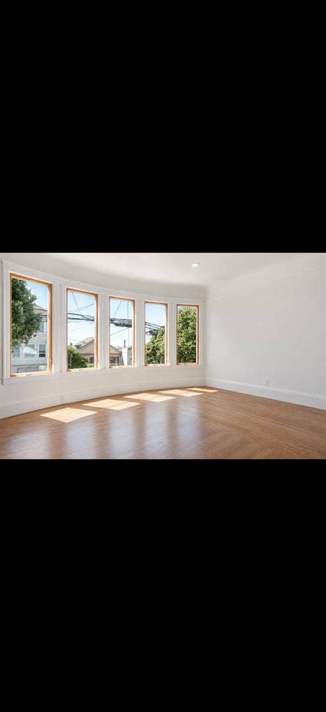 Master Suite in Luxury Condo - UCSF