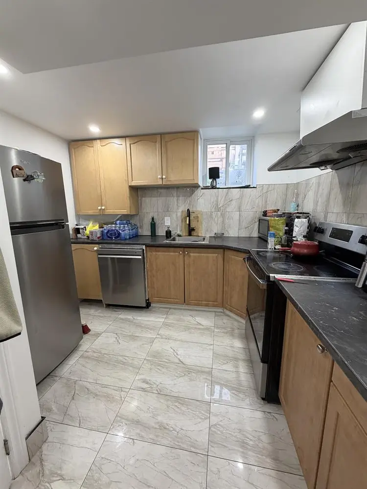 Basement room to rent