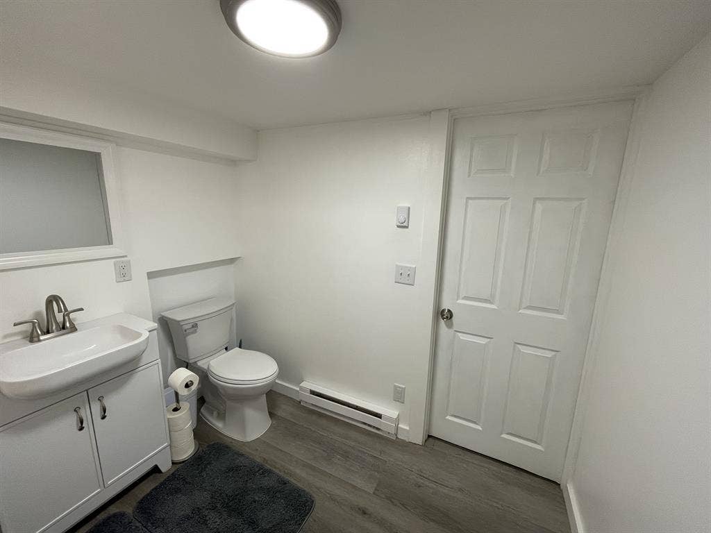 Clean house seeking quiet roommate
