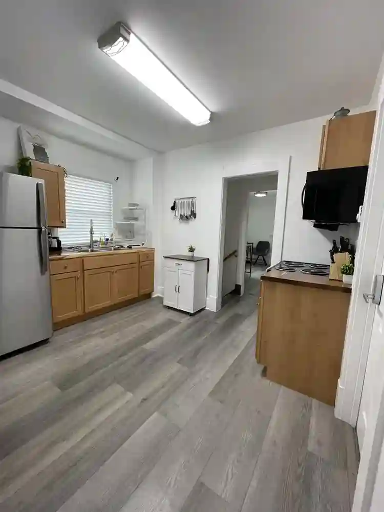 Clean house seeking quiet roommate