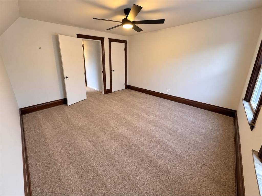 4 Bed / 2 Bath - House - Ages 19-22