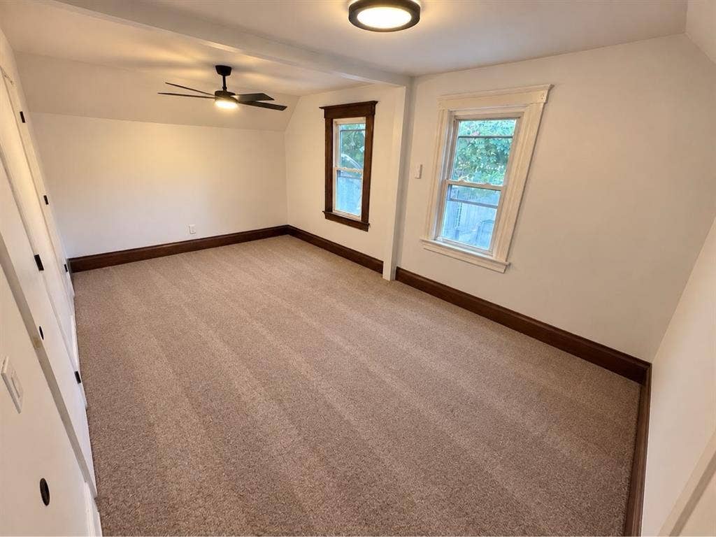 4 Bed / 2 Bath - House - Ages 19-22