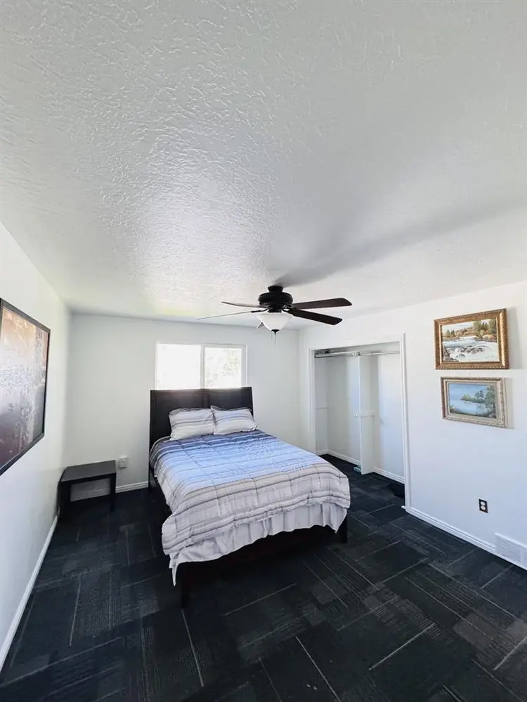 PRIVATE ROOM FOR RENT