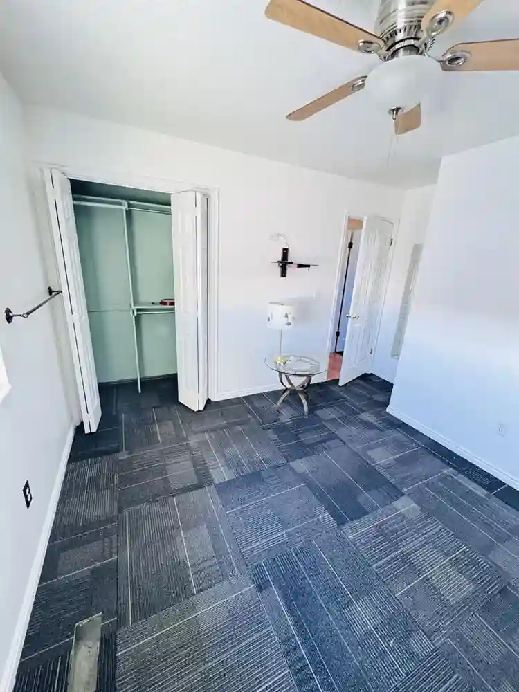 PRIVATE ROOM FOR RENT