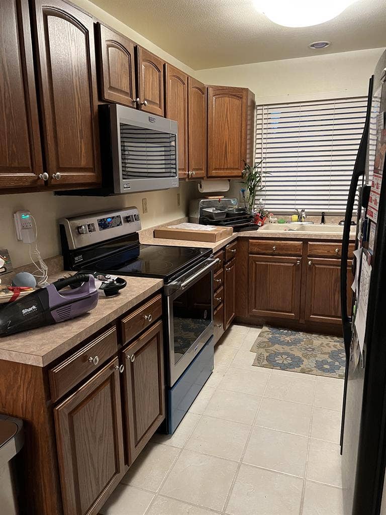 Lovely room in townhouse near CSU